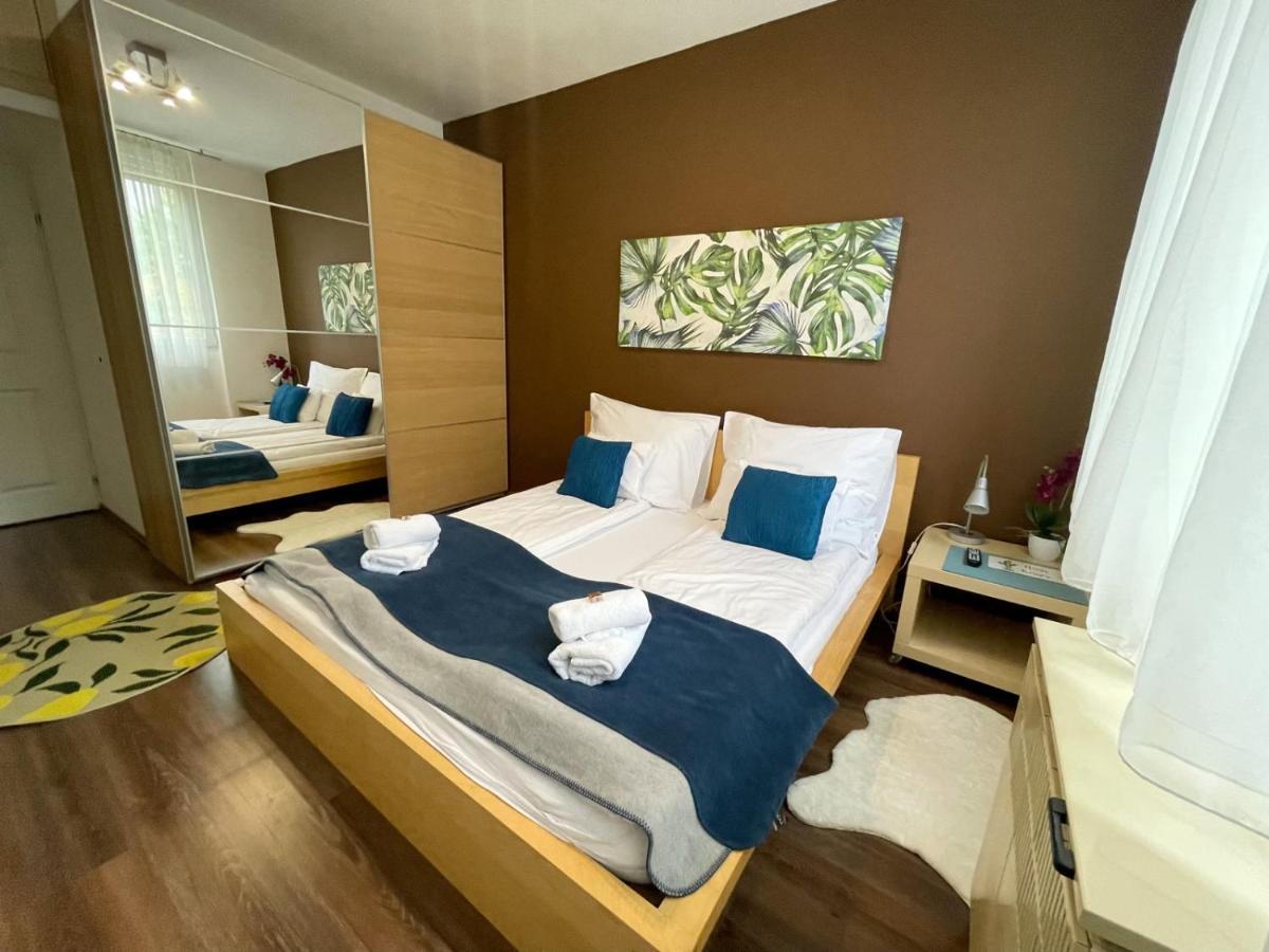 Greatforest Rosehill 1 Apartman ديبريتْسين المظهر الخارجي الصورة
